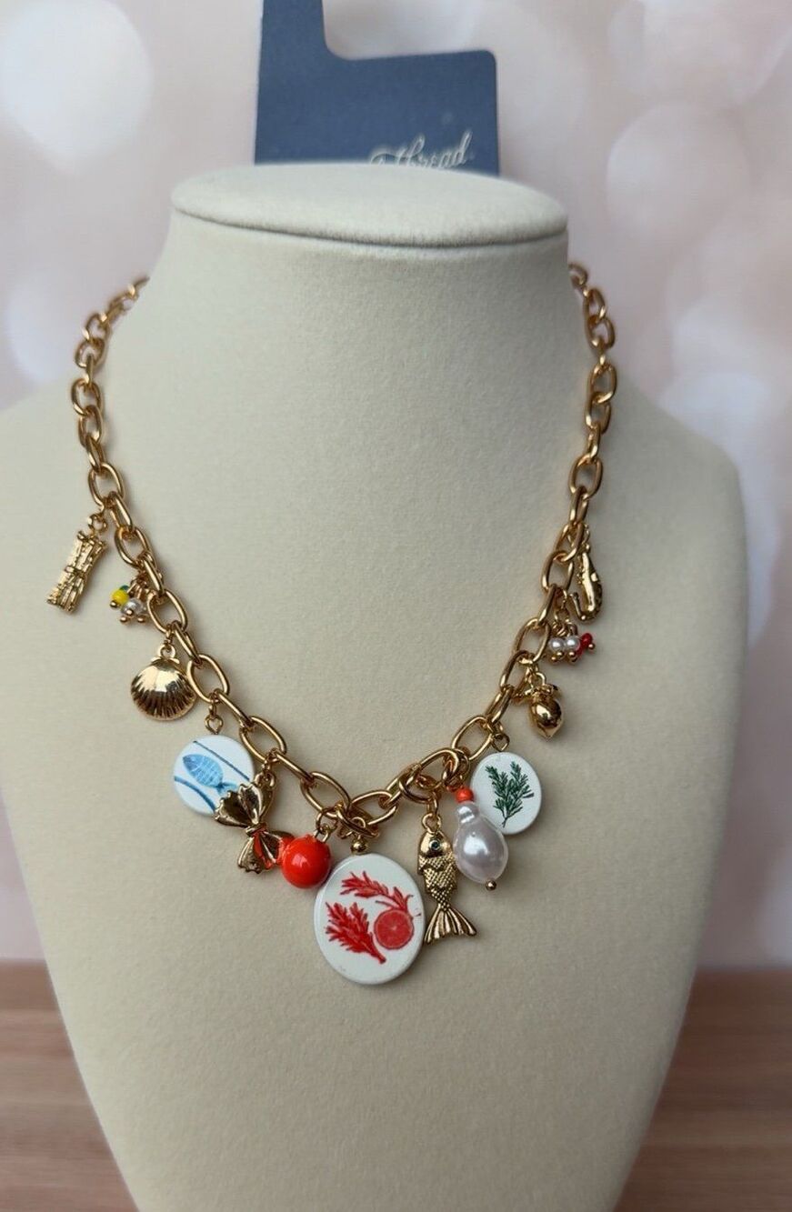 Universal Thread Gold Chunky Chain Fish Charm Necklace | NWT